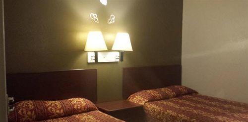 Travel Motel Sharonville